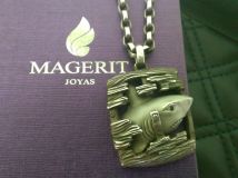Magerit NECKLACE LIE SHARK
