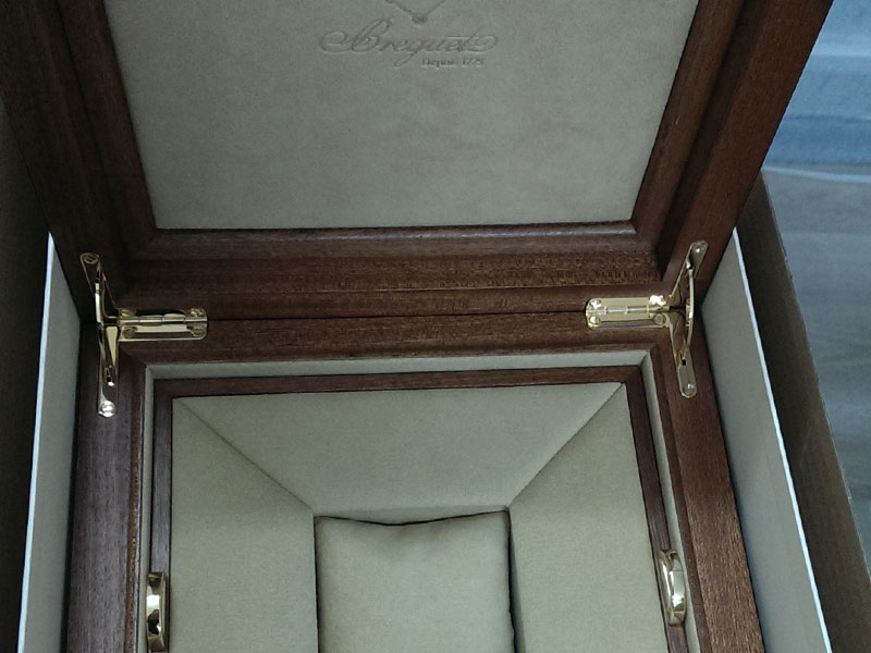 ������ ������������ ������� ��� ���� Zenith, Breguet, Chopard, Jaeger-LeCoultre, A. Lange & Söhne � ������ 